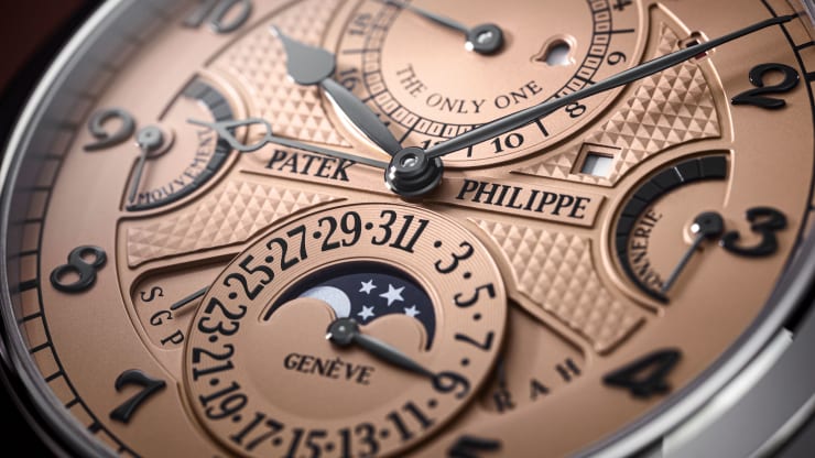 Уникален по рода си часовник Patek Philippe бе продаден за