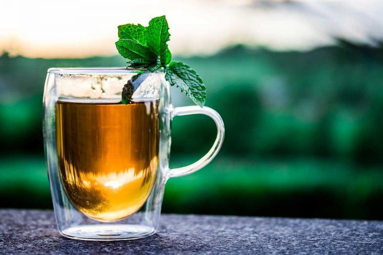 Чай за отслабване: Ускорете резултатите с тези 7 вкусни чая