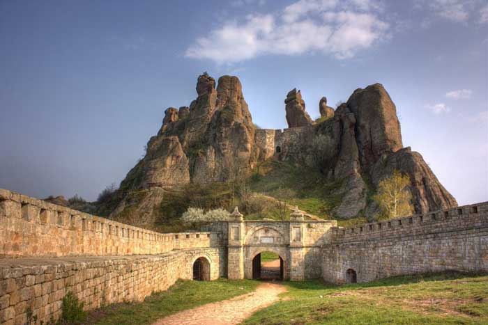 най-красивите места в България, исторически места и забележителности