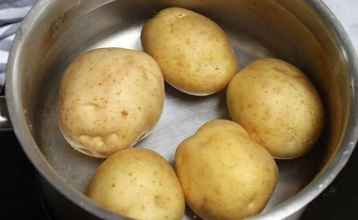 как се варят картофи
