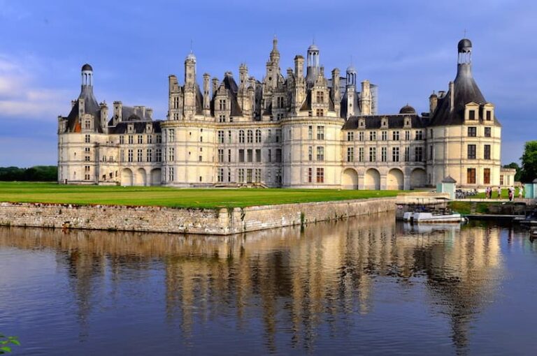 15 най-красиви дворци в света