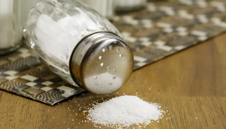 Приемането на сол с намалено съдържание на натрий