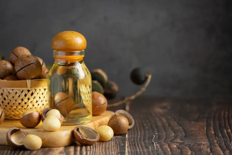Масло от макадамия за косата – Начин на употреба и рецепти