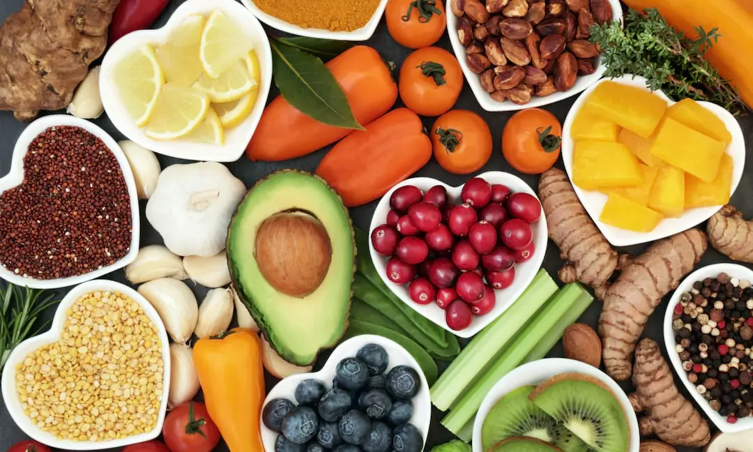 17 здравословни храни с които да заредите хладилника си