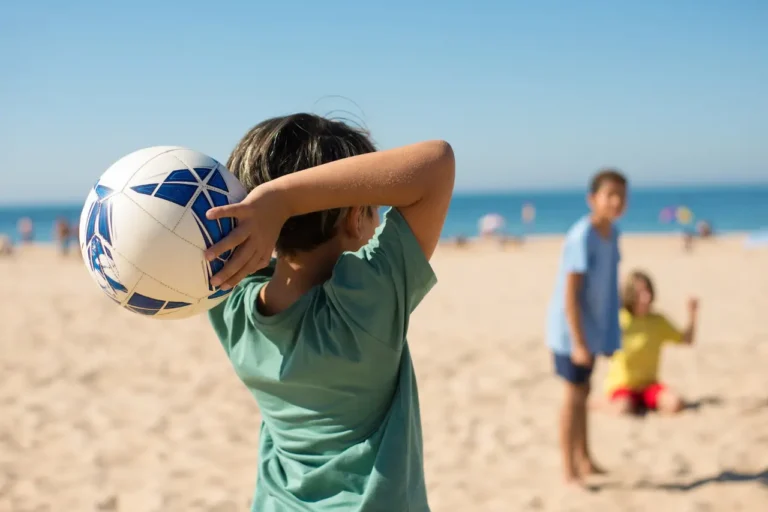 11 Идеи за забавления и игри на плажа