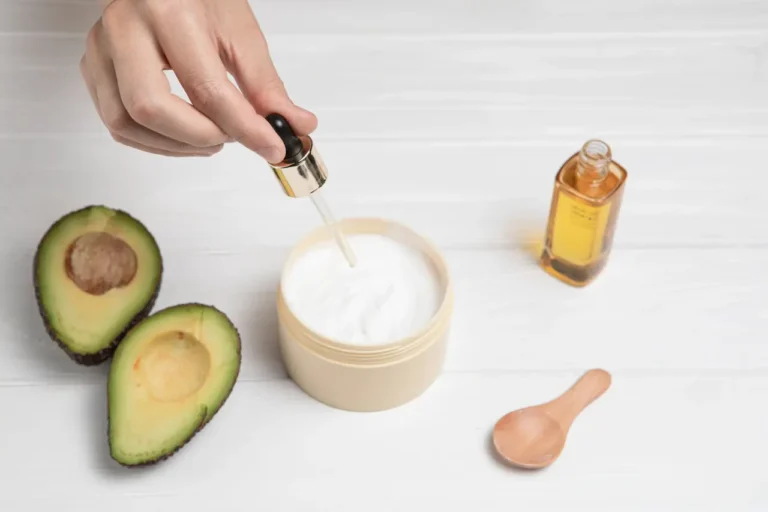 Масло от авокадо за лице – Ползи и употреба