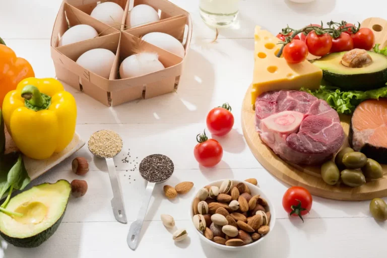 Какво е протеин: Аминокиселини, храни, източници