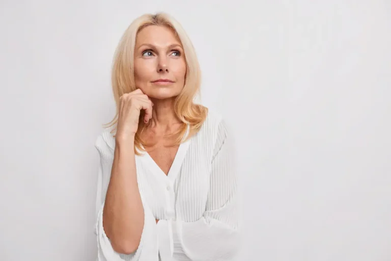 Признаци и симптоми на менопаузата и какво да правите, ако ги изпитвате