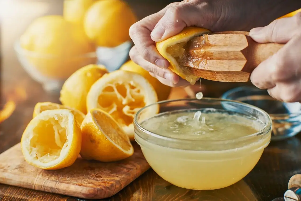 Лимон за лице Чиста и сияйна кожа с аромат на лимон
