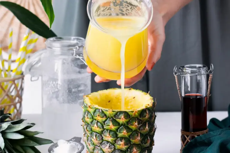 8 Ползи от пиенето на сок от ананас