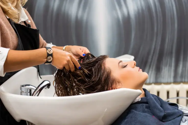 Терапии за коса: Разкриване на тайните на ефективните процедури за коса